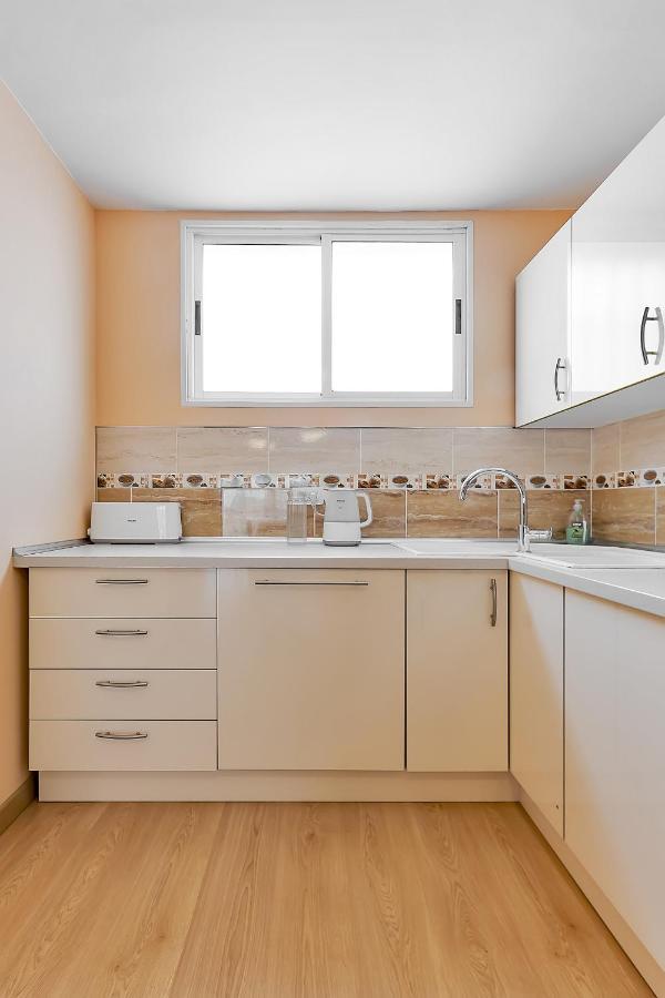 Yellow 3 Bedroom Large Apartment For 10 Guests Costa Adeje  Luaran gambar