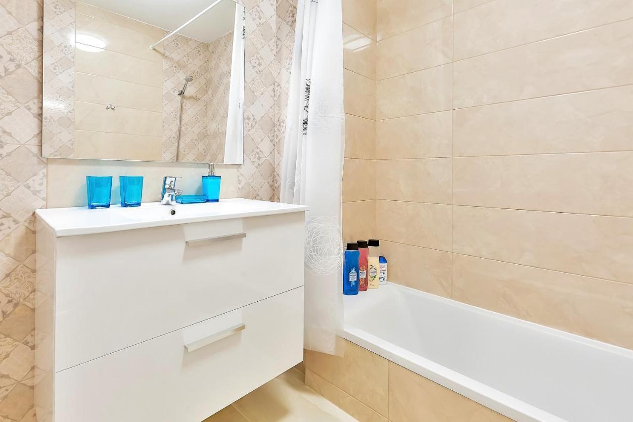Yellow 3 Bedroom Large Apartment For 10 Guests Costa Adeje  Luaran gambar