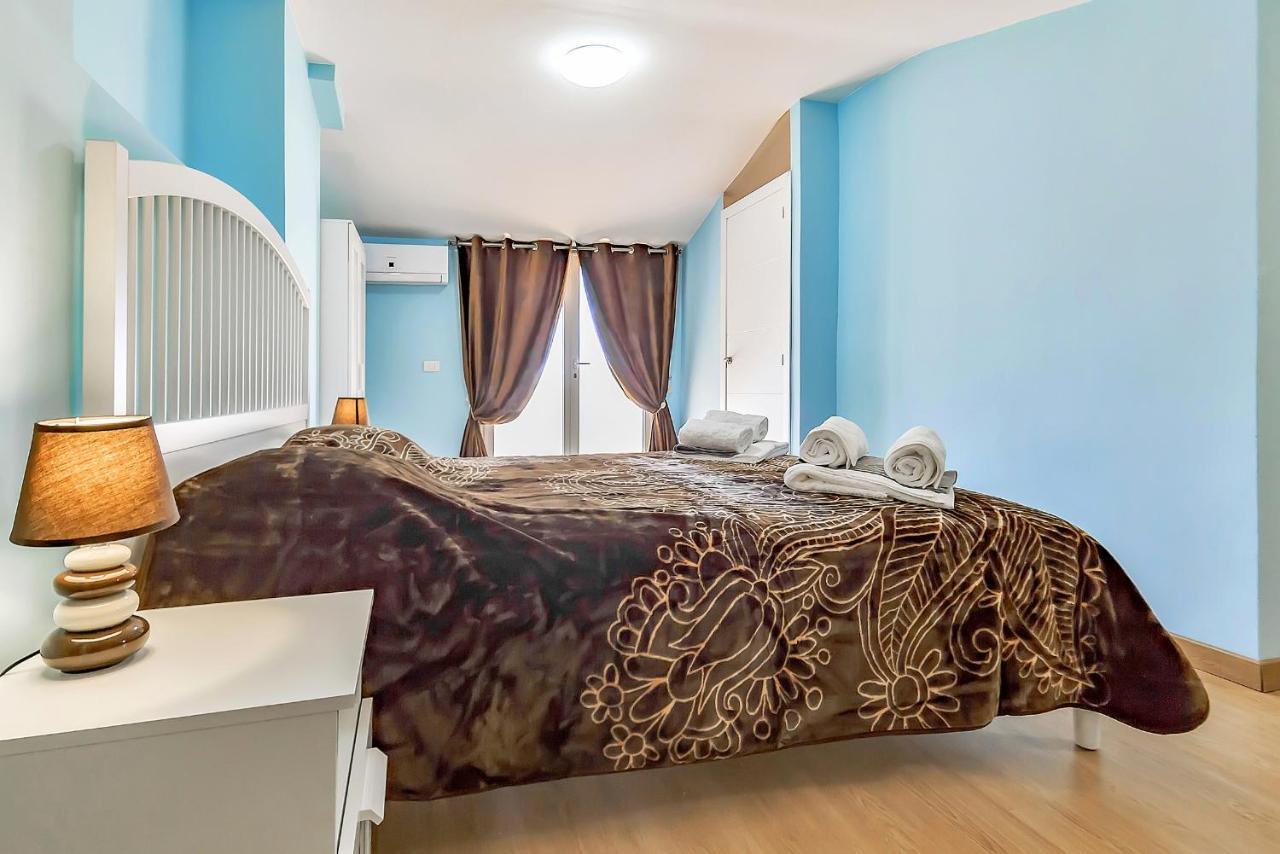 Yellow 3 Bedroom Large Apartment For 10 Guests Costa Adeje  Luaran gambar