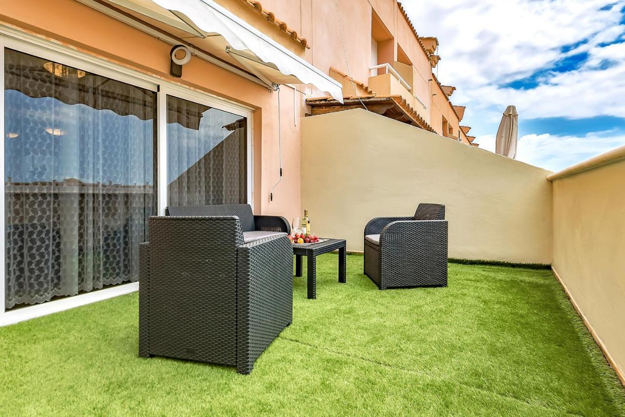 Yellow 3 Bedroom Large Apartment For 10 Guests Costa Adeje  Luaran gambar