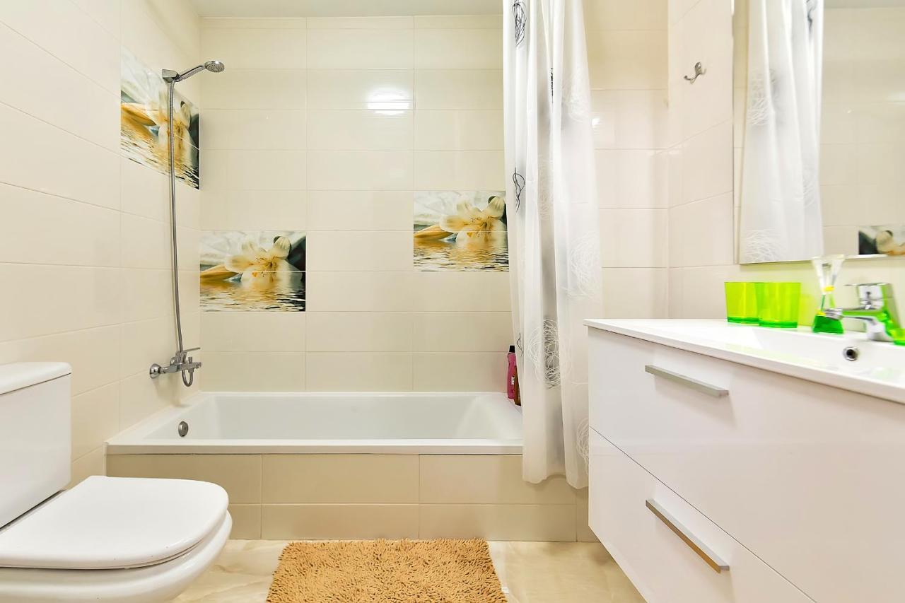 Yellow 3 Bedroom Large Apartment For 10 Guests Costa Adeje  Luaran gambar